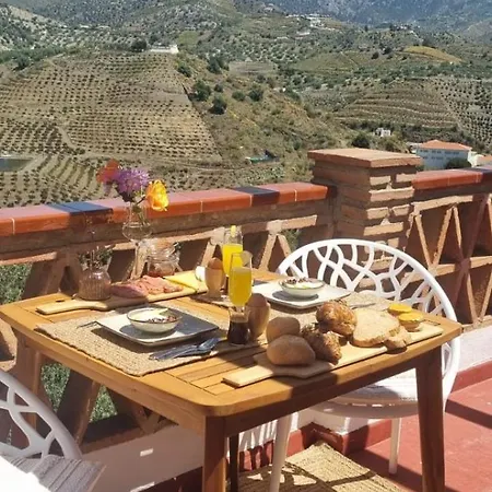 Bed & Breakfast La Vista Vinuela